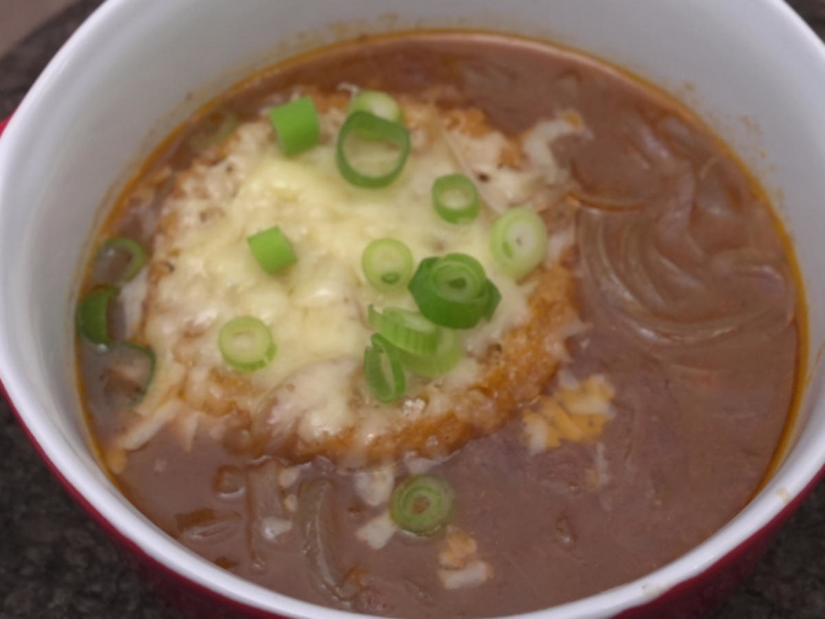 Gratinierte Zwiebelsuppe