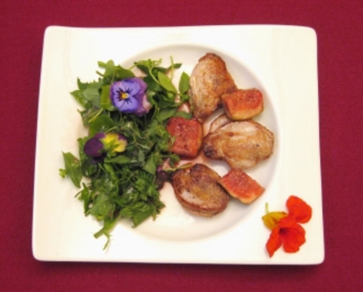 Österreichischer Wildkräuter-Salat mit Taubenbrust und Cassisfeigen