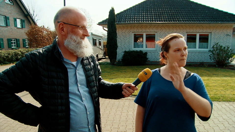 Deutsches Hartz Vier Paar fickt für Geld Deutsches Hartz Vier Paar fickt für Geld