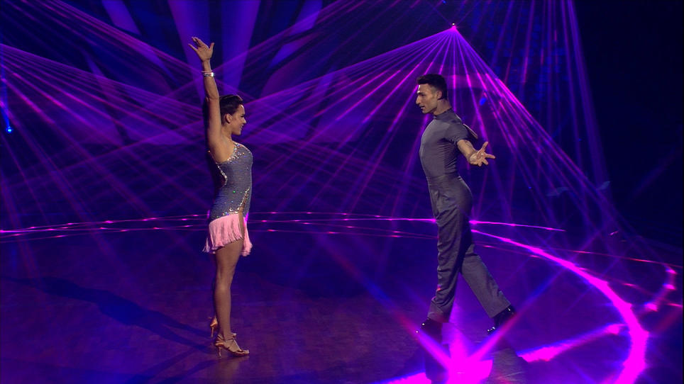 Let S Dance 2018 1 Liveshow Jessica Paszka Kann Mit Dem Cha Cha Cha Nicht Punkten Rtl News