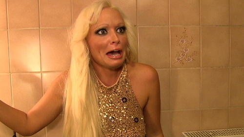 Daniela bekommt im Domina-Keller Panik | RTL.de