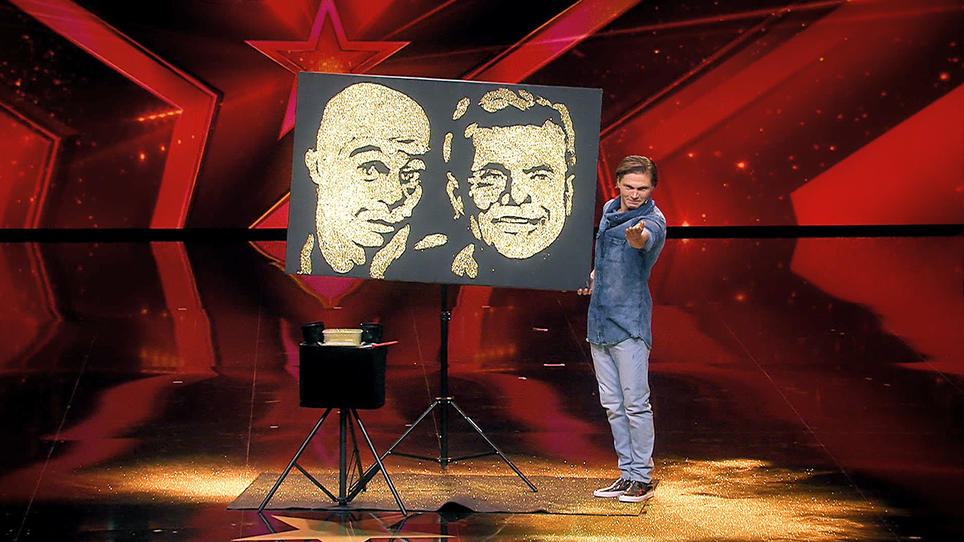 Das Supertalent 2016 Castingshow 8 Maler Anton Hrom Vergoldet Bruce Und Dieter Rtl De