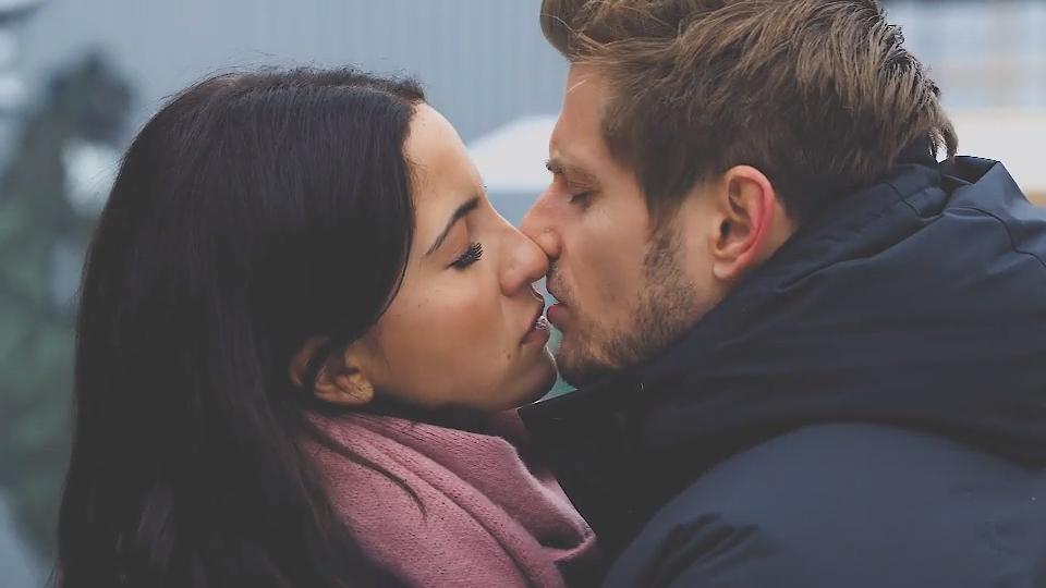 Was hat dieser Kuss zu bedeuten?: Laura und Philip kommen sich wieder näher