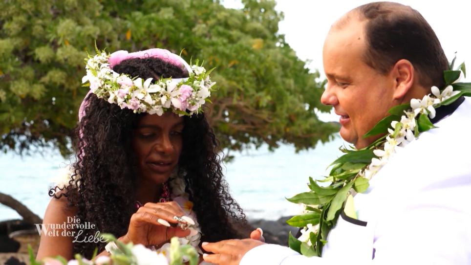 Hochzeit der Außenseiter Diese Liebe kann auch Spott nicht trüben RTL.de