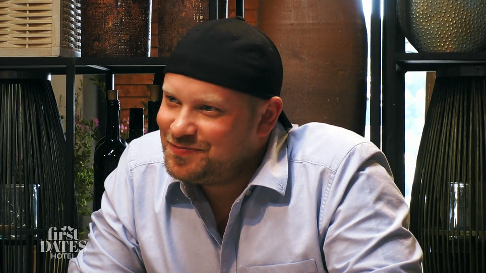 Warum trägt er die Kappe? Mark hat Angst vor Ablehnung