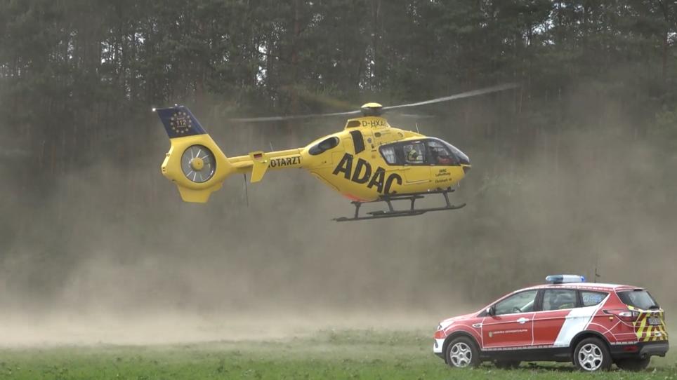 Unfall In Brandenburg: Zwei Menschen Sterben Bei Horror-Crash - Pkw ...