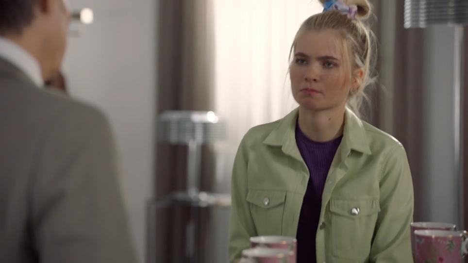 GZSZ-Folge 7559 vom 20.07.2022: Distanziert sich Johanna von ihren Eltern?