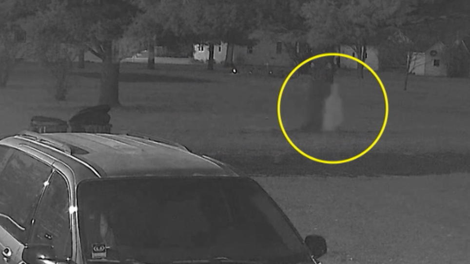 Wie aus einem Horrorfilm! Spuk im Läuft hier ein Geist