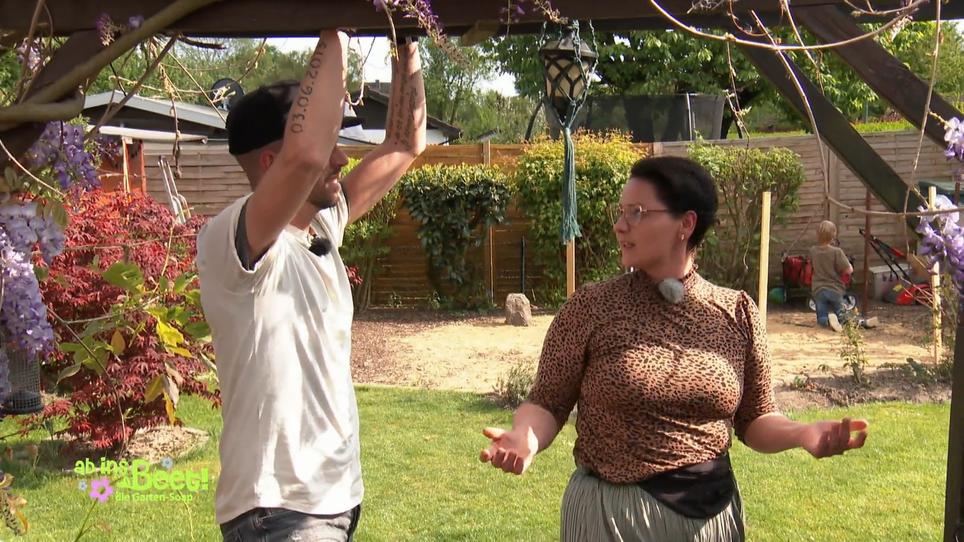 "Das ist gemeingefährlich!" Morsches Holz Der Garten muss renoviert