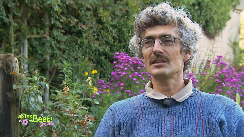 Alles andere als normal!: Rolf pflegt einen extravaganten Garten | RTL.de