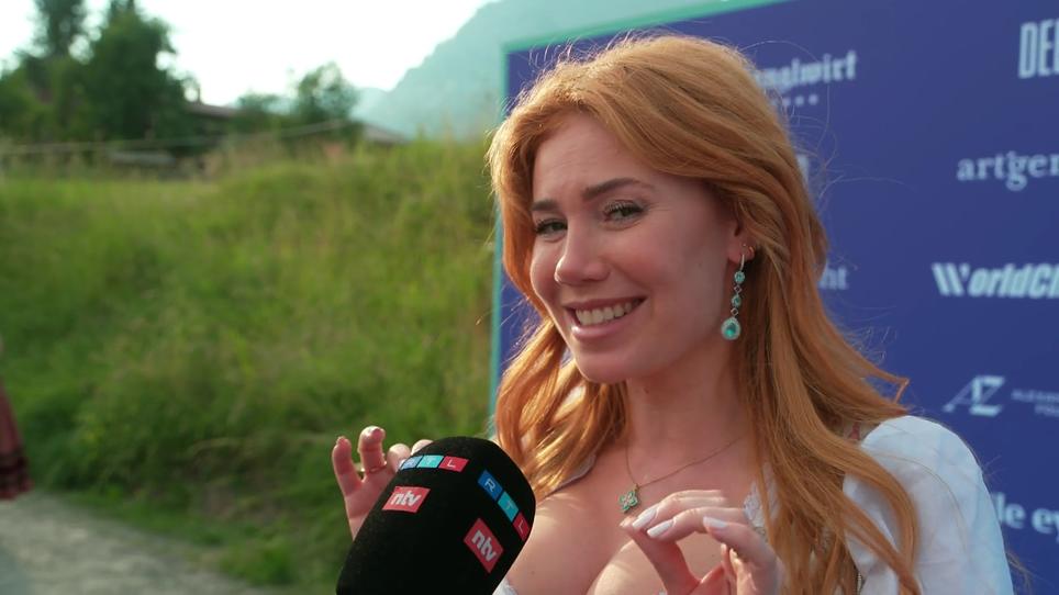 Astrologie ist ihr wichtig: Palina Rojinski legt Termine nach den Sternen