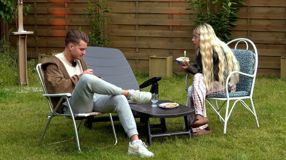 Walentina und Can: "Jetzt haben die uns alle auf dem Kieker" | RTL.de
