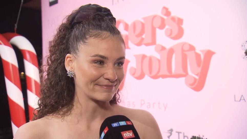 Interview mit dem SuperGrinch Betty Taube mag Weihnachten nicht