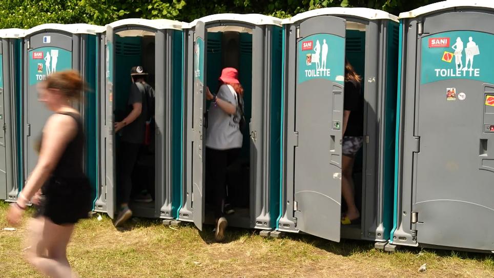 Schluss mit unhygienisch!: Diese Festival-Gadgets müsst ihr kennen | RTL.de